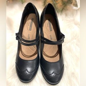 NEW Collections Clarks Womens Emily2 Jane Size 9.5